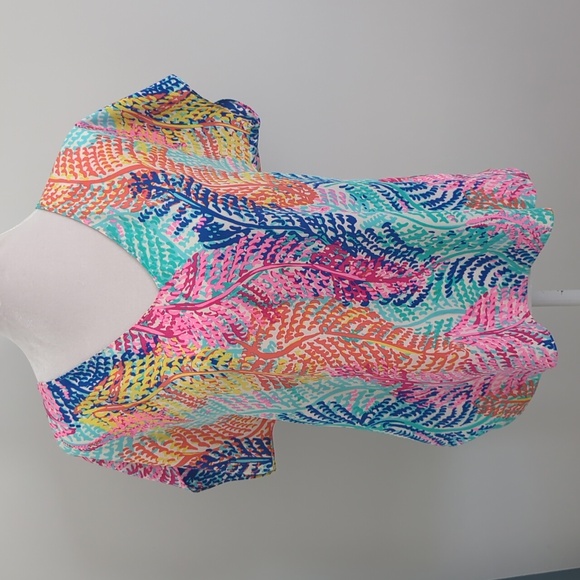 Lilly Pulitzer Asher Silk Blouse Top Electric Feel size Medium - Picture 2 of 11